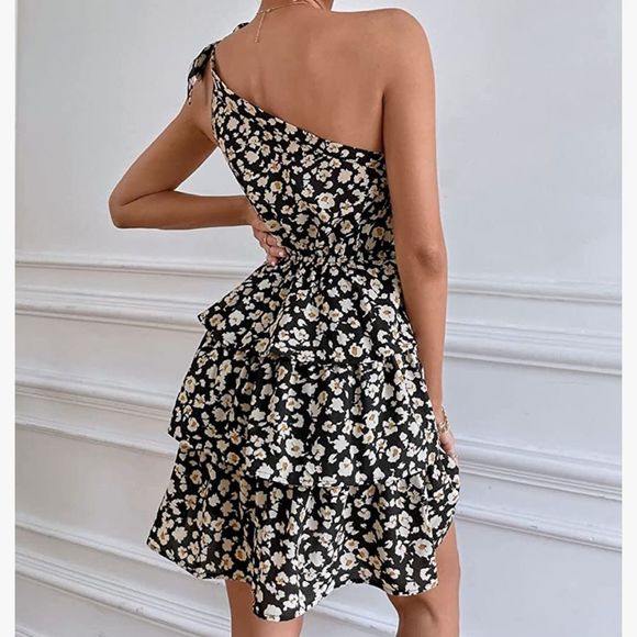 ⭐️One Shoulder Boho Floral Elastic Waist Tiered Ruffle A Line Flowy Dress⭐️ - Picture 4 of 10